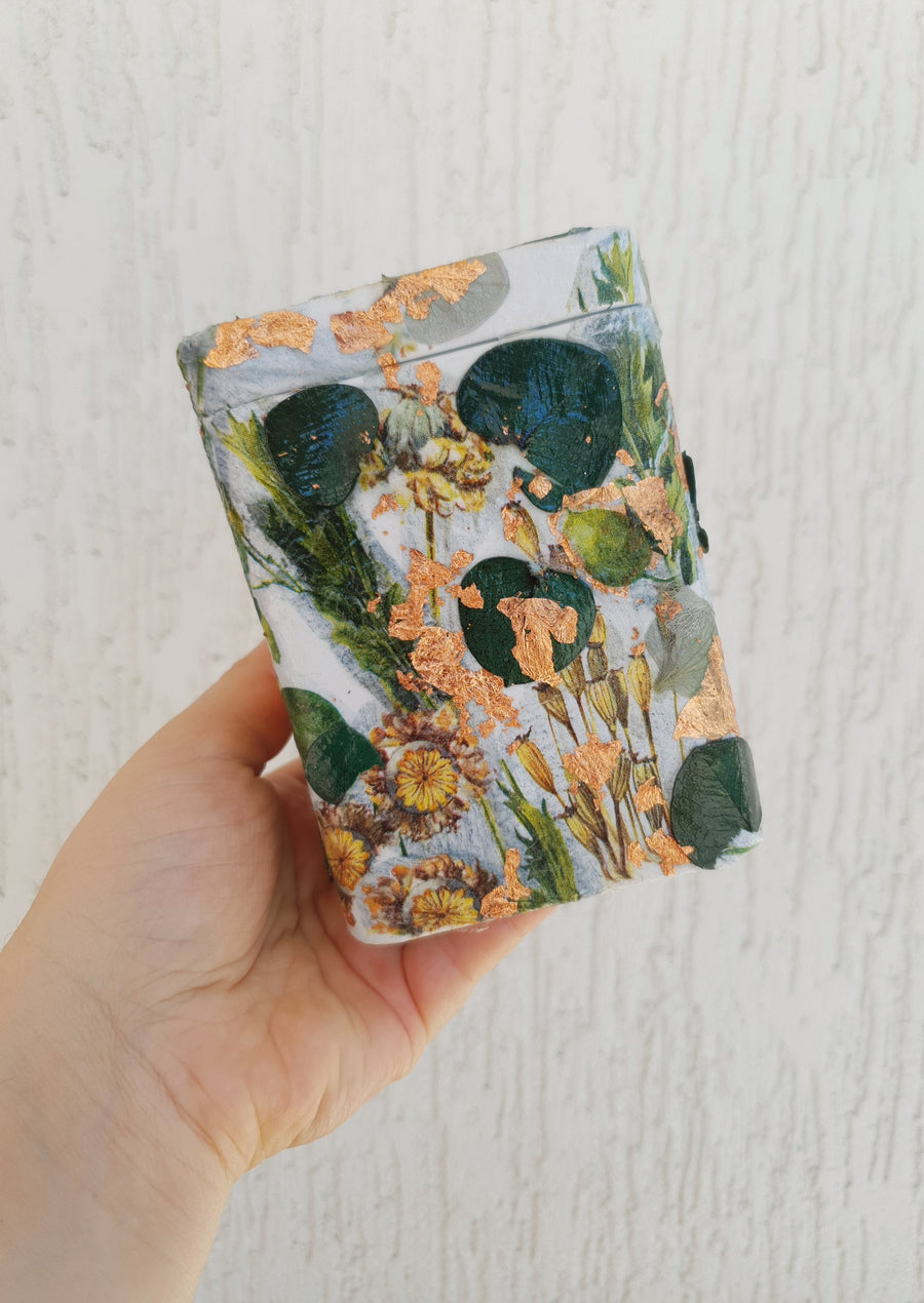 Paint and Sip - The art of Decoupage