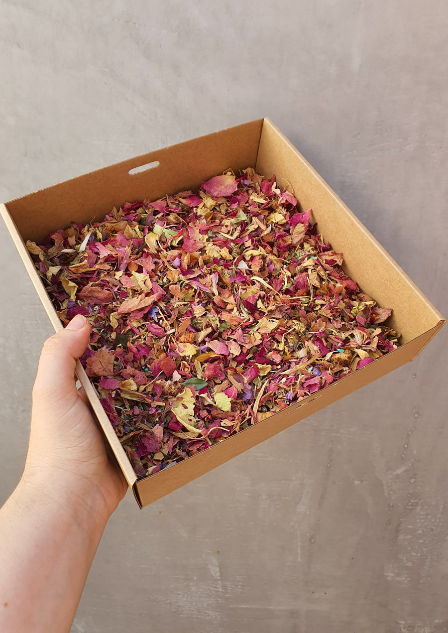 Dry Mixed Flower Confetti - Pink