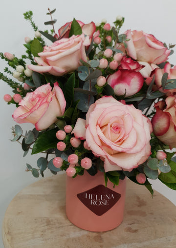 Roses - Vase Arrangement - Pink