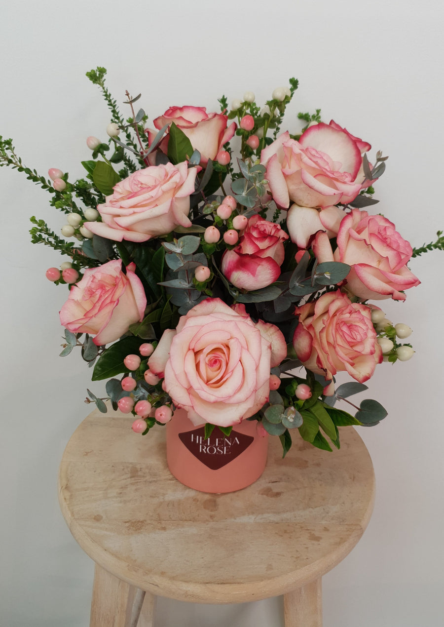Roses - Vase Arrangement - Pink