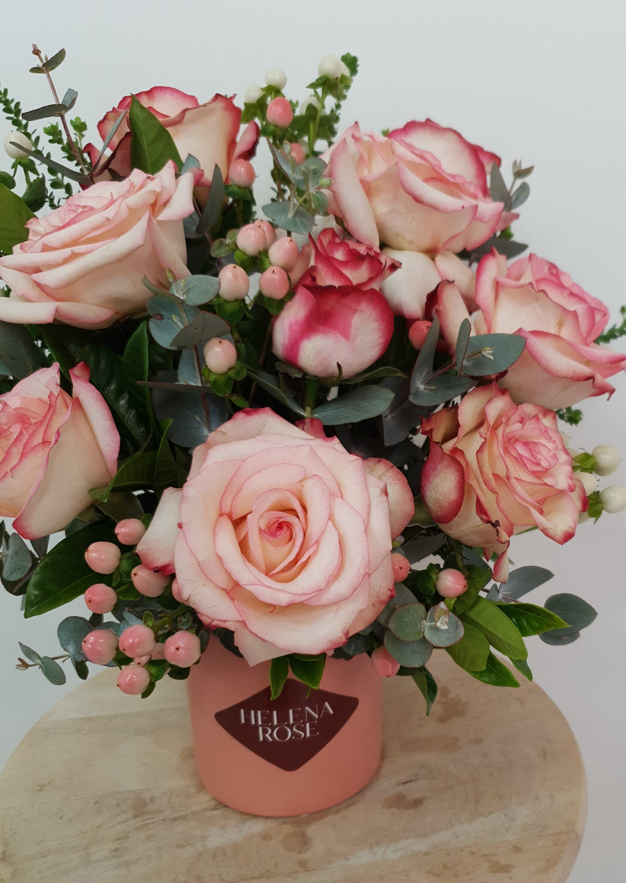 Roses - Vase Arrangement - Pink