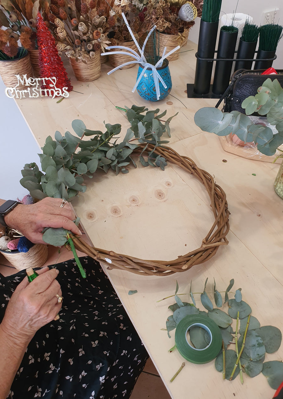 Everlasting Dry Floral Wreath Workshop
