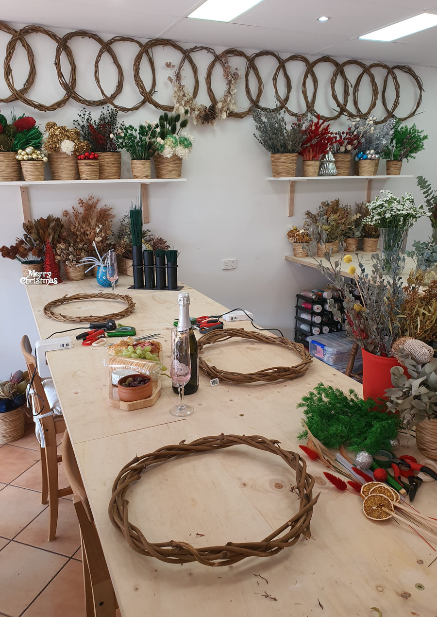 Everlasting Dry Floral Wreath Workshop