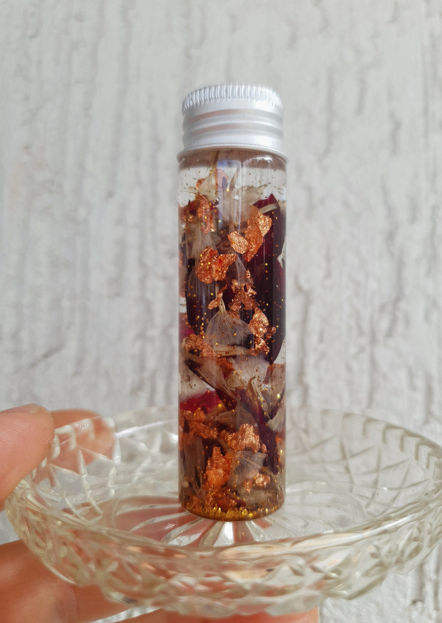Florals in a Bottle - Floral Herbariums - MIXED FLORALS - Florist Choice - 95mm