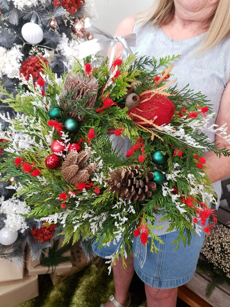 Christmas Wreath Making Workshop - FRESH FLOWERS