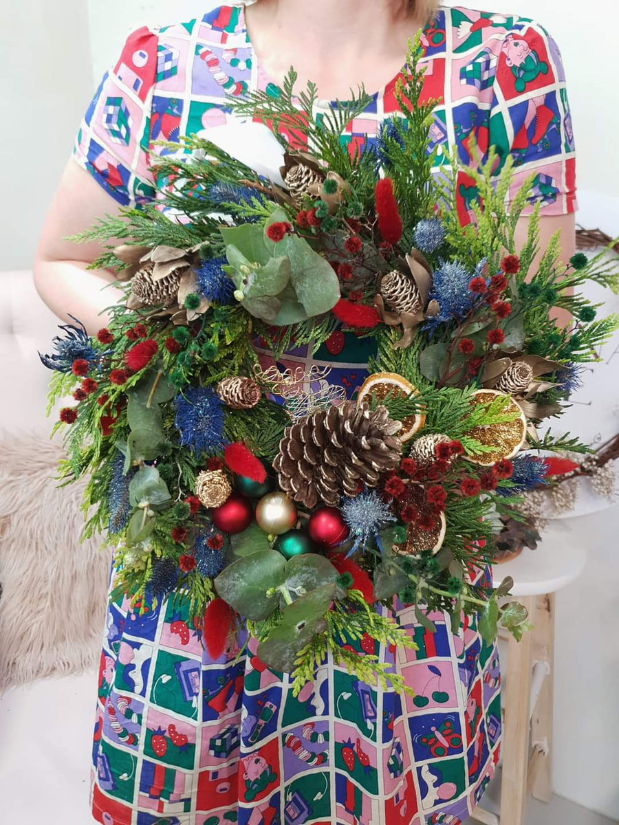 Christmas Wreath Making Workshop - FRESH FLOWERS