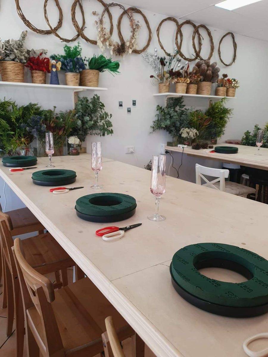 Christmas Wreath Making Workshop - FRESH FLOWERS