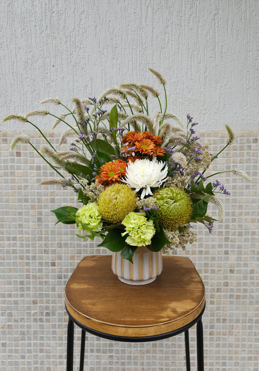 Seasonal Native Floral Arrangement in a Vase Workshop
