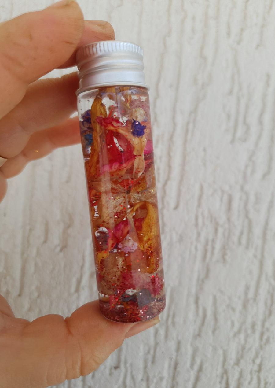 Florals in a Bottle - Floral Herbariums - MIXED FLORALS - Florist Choice - 95mm