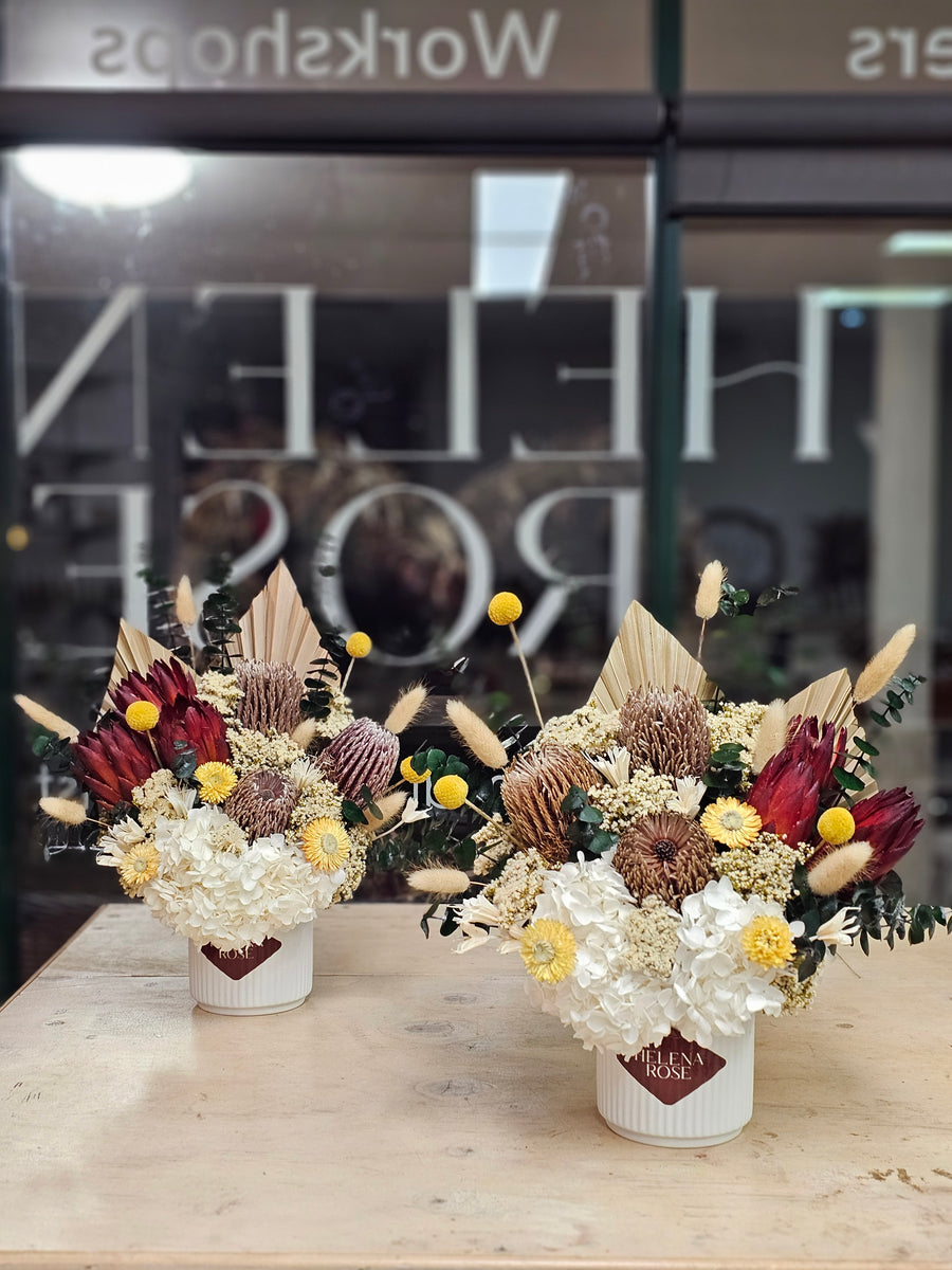 Dry Floral Arrangement - 