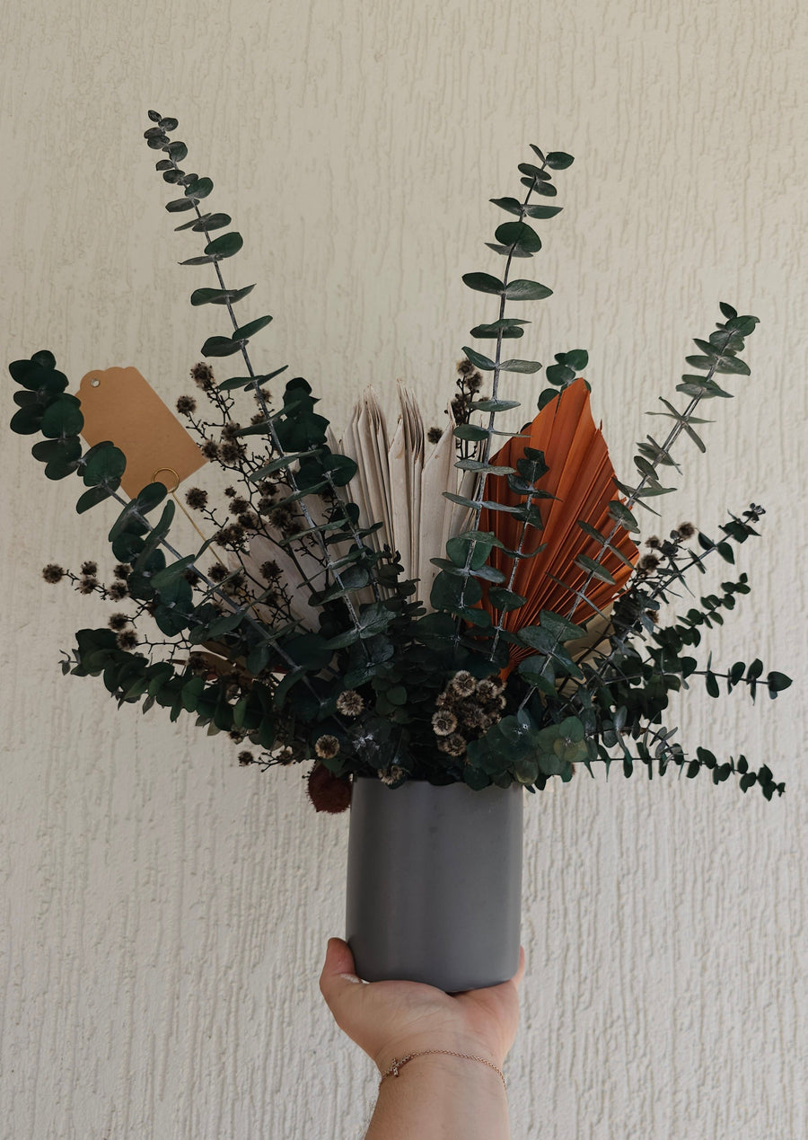 Dry Floral Arrangement - 