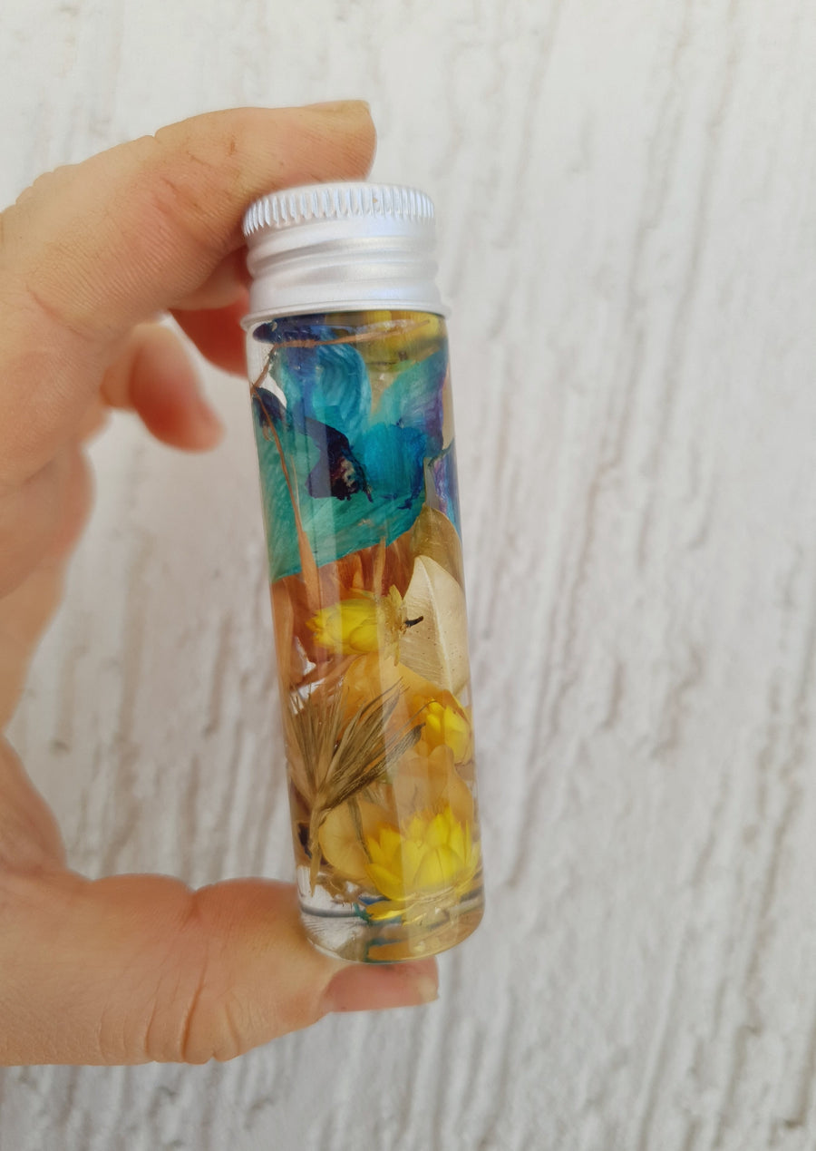 Florals in a Bottle - Floral Herbariums - MIXED FLORALS - Florist Choice - 95mm