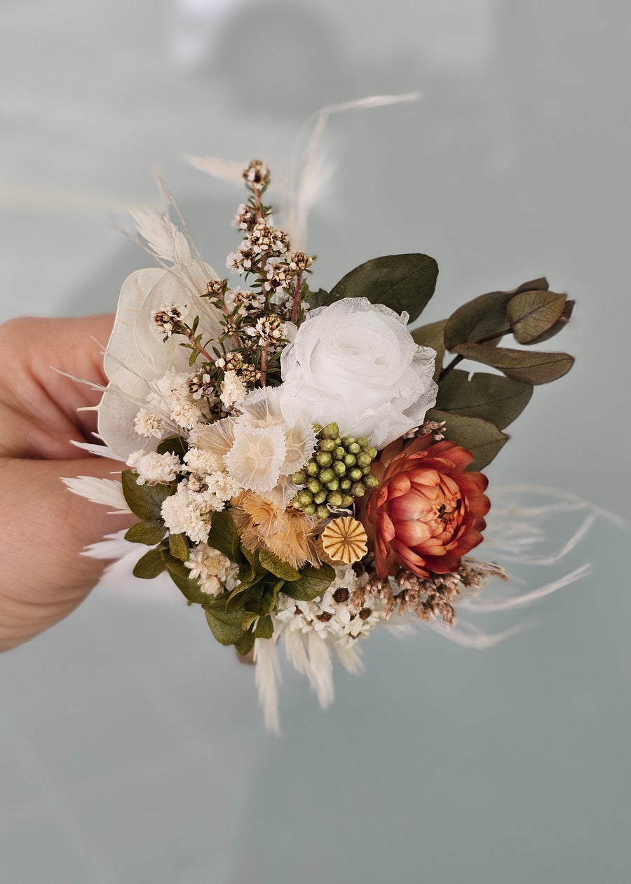 Dry Floral Boutonnieres