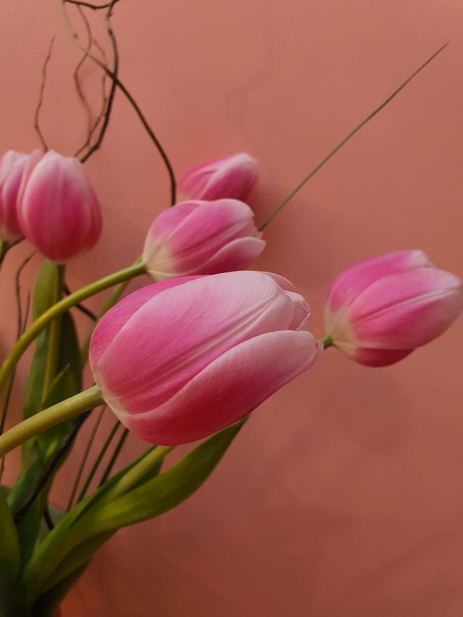 Fresh Tulip bundles - Wrapped - Pink