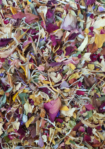 Dry Mixed Flower Confetti - Red Tones