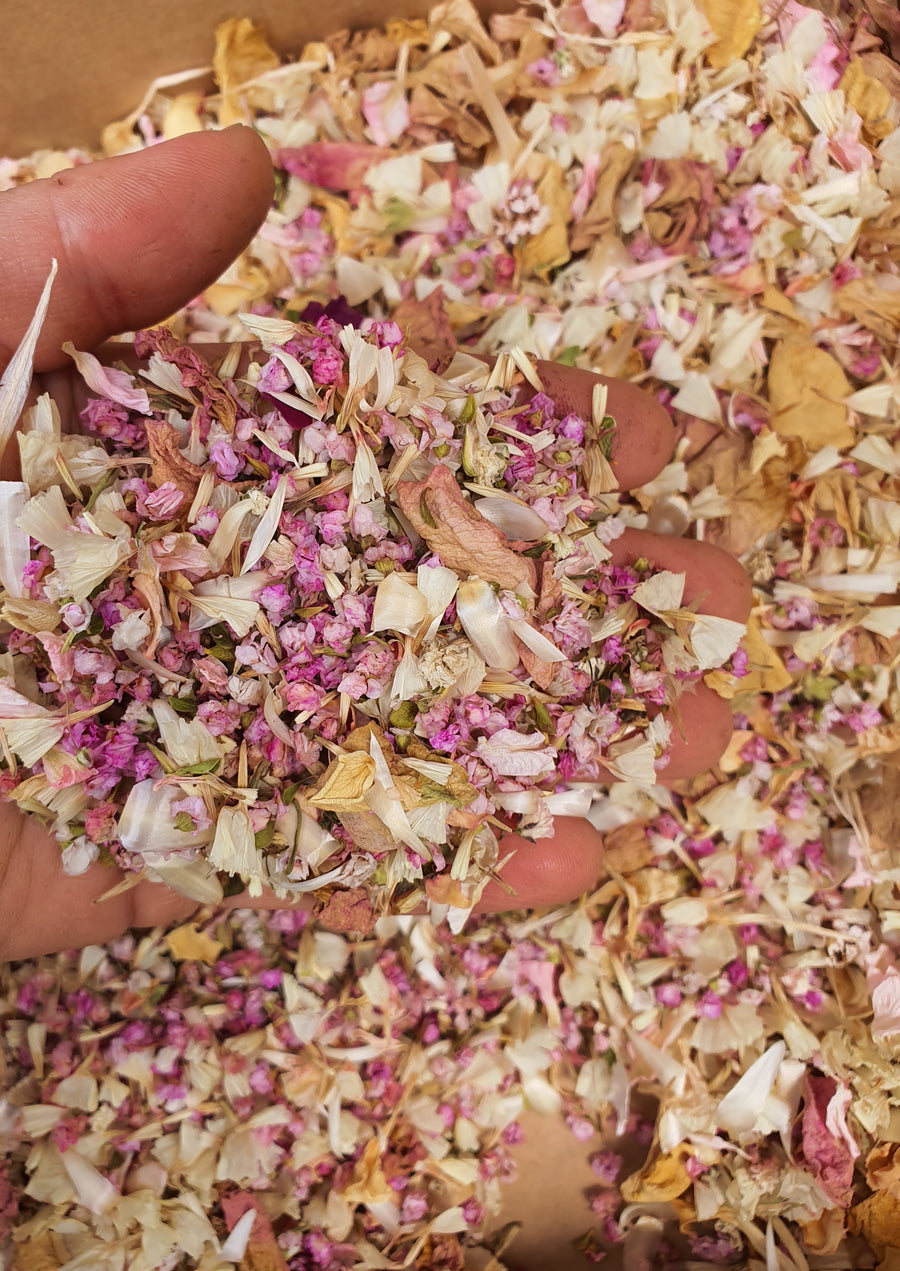 Dry Mixed Flower Confetti - Strawberries and Cream