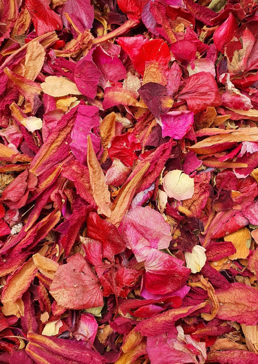 Dry Mixed Flower Confetti - Red and Pink Tones